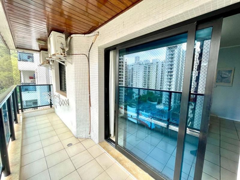 Apartamento - Venda - Pitangueiras - Guaruj - SP