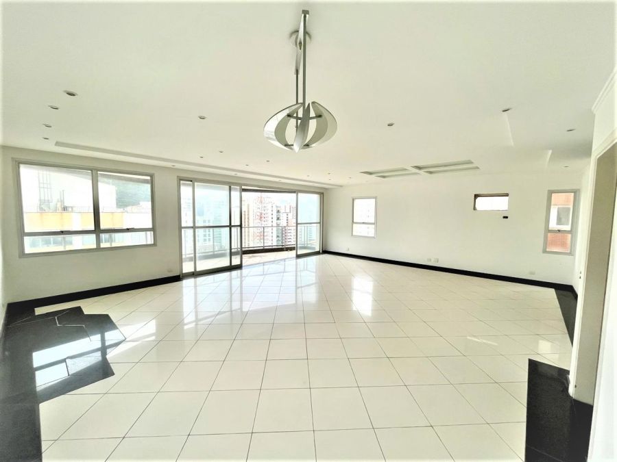 Apartamento - Venda - Pitangueiras - Guaruj - SP