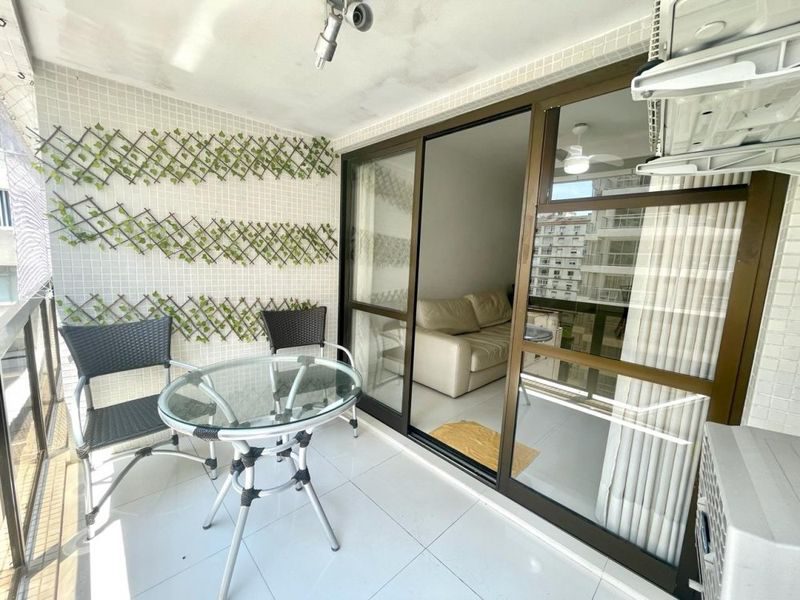 Apartamento - Venda - Pitangueiras - Guaruj - SP