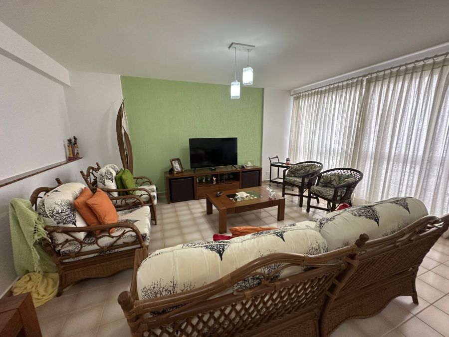 Apartamento - Venda - Pitangueiras - Guaruj� - SP
